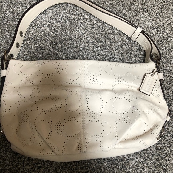 Coach signature c hobo cream bag - Picture 4 of 8